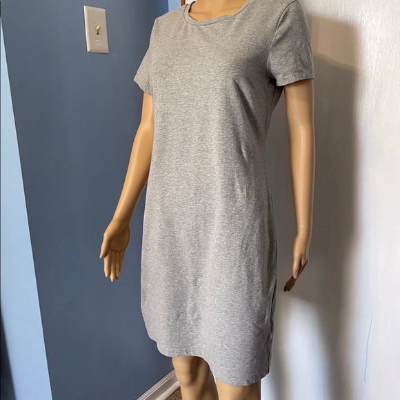 NWT Old Navy, Grey T-Shirt Dress, Size Medium - Picture 15 of 15